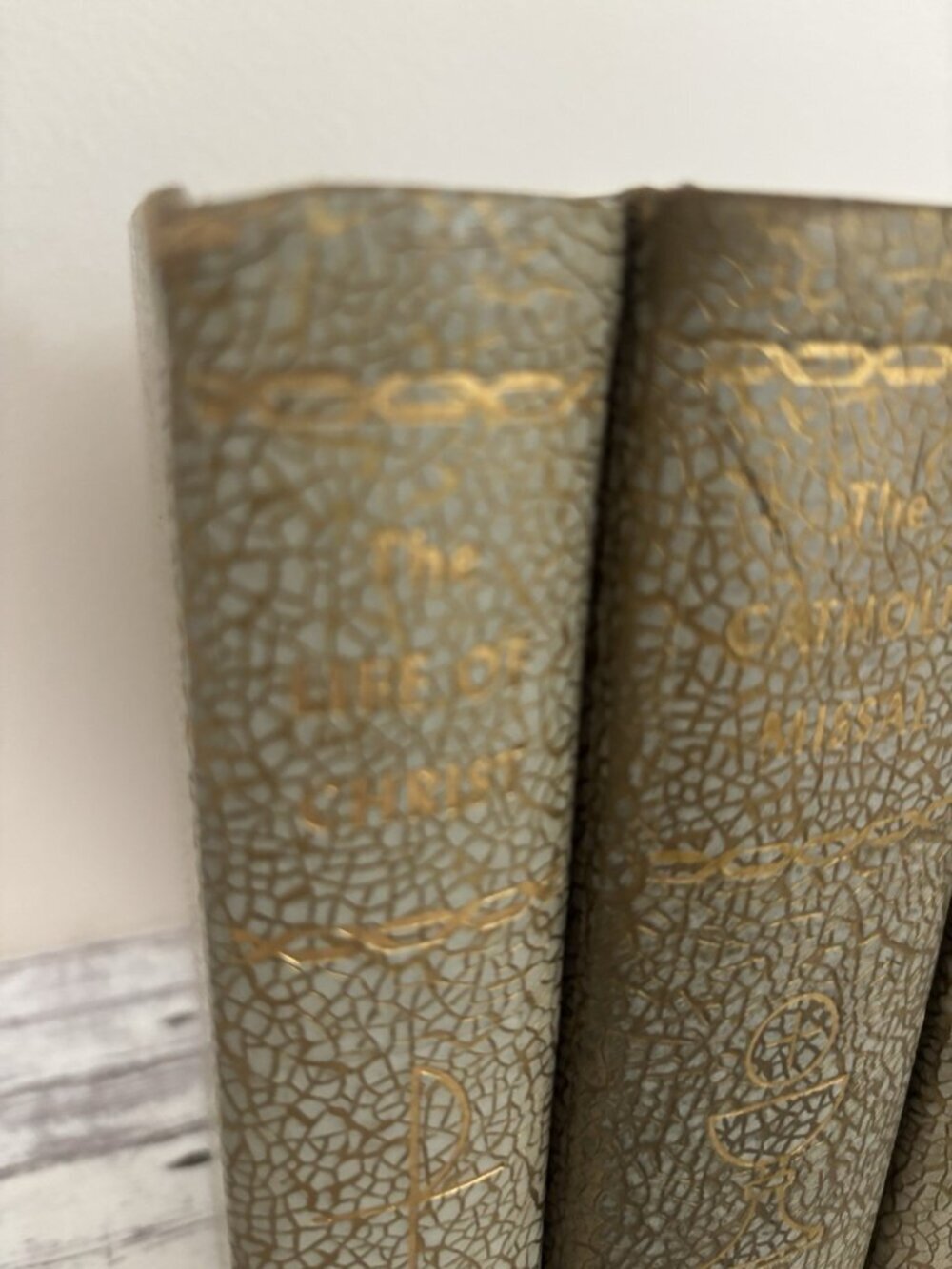 Library Of Catholic Devotion Bible Story & Christ & The Church 1950s Vintage Set - Picture 2 of 16